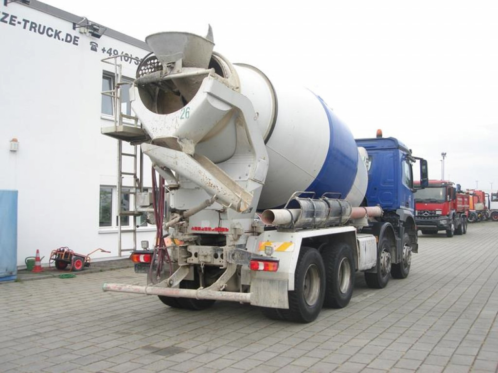 Truck MERCEDES-BENZ Arocs 3240 B Betonmischer Stetter