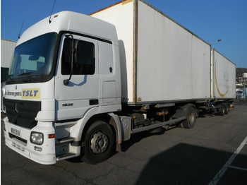 Container transporter/ Swap body truck for transportation of containers MERCEDES BENZ actros: picture 1