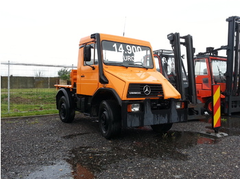Dropside/ Flatbed truck, Municipal/ Special vehicle MERCEDES-BENZ unimog: picture 1