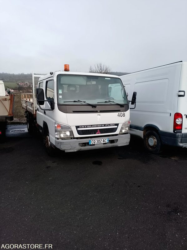 Truck MITSUBISHI CANTER ( MOTEUR HS )