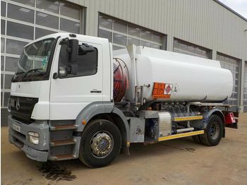Tank truck for transportation of fuel Mercedes 1823: picture 1