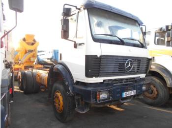Tank truck Mercedes 2631: picture 1