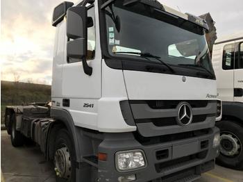 Hook lift truck Mercedes Actros 2541: picture 1