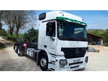 Hook lift truck for transportation of containers Mercedes Actros 2548: picture 1