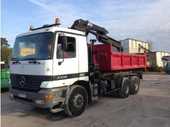 Hook lift truck Mercedes Actros 3335: picture 1