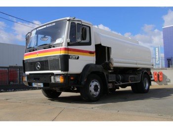 Tank truck for transportation of fuel Mercedes-Benz 1317: picture 1