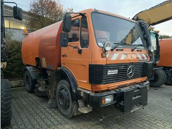 Container transporter/ Swap body truck Mercedes-Benz 1414 K Kehrmaschine *Vollfunktionsfähig: picture 1