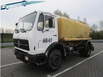 Tank truck Mercedes-Benz 1613 Watertank: picture 1