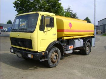 Tank truck Mercedes Benz 1619: picture 1
