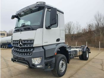 Cab chassis truck Mercedes-Benz 1836 Arocs: picture 1