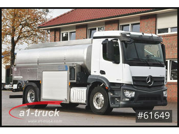 Tank truck for transportation of milk Mercedes-Benz 1843 LL Milch,Milk,Schwarte isoliert Aufbau,V200: picture 1