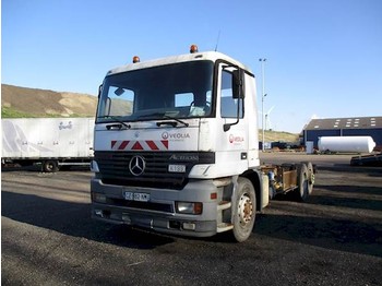 Cab chassis truck Mercedes-Benz 2540L: picture 1