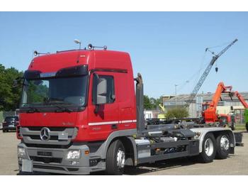 Hook lift truck Mercedes-Benz 2544 L/ 2545 L: picture 1