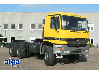 Cab chassis truck Mercedes-Benz 3340 Actros 6x6, Allrad, 46.000km, Schalter: picture 1