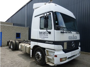 Cab chassis truck Mercedes-Benz ACTROS 2540 6x2: picture 1