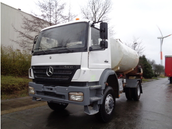 Tank truck for transportation of fuel Mercedes-Benz AXOR 1823 4X4: picture 1