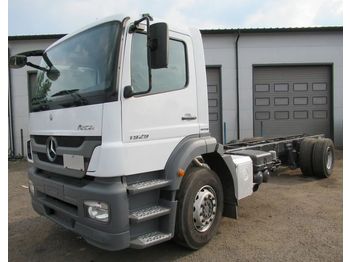 Cab chassis truck Mercedes-Benz AXOR 1829: picture 1