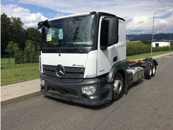 Autotransporter truck Mercedes-Benz Actros 2443 Chassis fur Autotransporter: picture 1