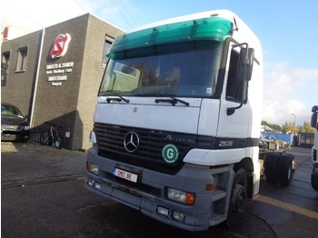 Cab chassis truck Mercedes-Benz Actros 2535: picture 1