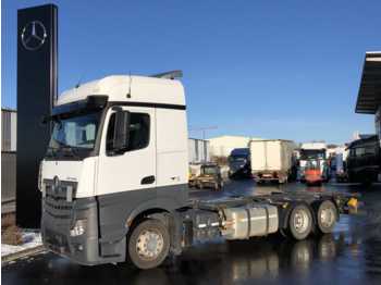 Container transporter/ Swap body truck Mercedes-Benz Actros 2542 LL 6x2 BDF, Retarder, Euro 6, Safet: picture 1