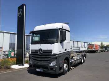 Container transporter/ Swap body truck Mercedes-Benz Actros 2542 LL 6x2 BDF, Standklima, ADR, Euro 6: picture 1