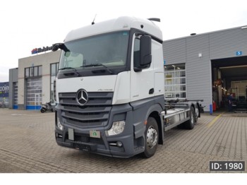 Container transporter/ Swap body truck Mercedes-Benz Actros 2542 StreamSpace, Euro 6, Intarder: picture 1