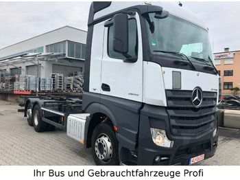 Container transporter/ Swap body truck Mercedes-Benz Actros 2543 BDF 6x2 Liftachse (kein 2542,2545): picture 1