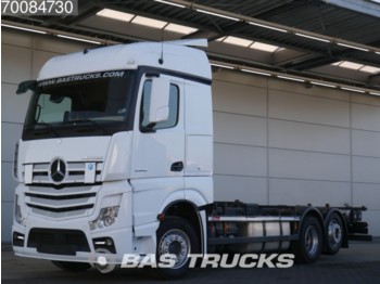 Container transporter/ Swap body truck Mercedes-Benz Actros 2545 L 6X2 Retarder Liftachse Powershift ACC ABA TLA Xenon Euro 6 German-Truck: picture 1