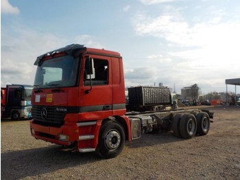 Cab chassis truck Mercedes-Benz Actros 2640 (BIG AXLE / STEEL SUSP): picture 1