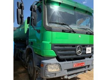 Tank truck Mercedes-Benz Actros 3331: picture 1