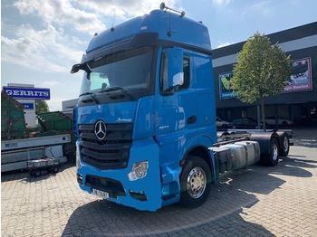 Cab chassis truck Mercedes-Benz Actros 963-0-C: picture 1