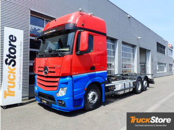 Container transporter/ Swap body truck Mercedes-Benz Actros ACTROS 2542 L: picture 1