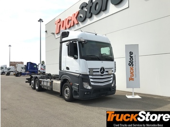 Container transporter/ Swap body truck Mercedes-Benz Actros ACTROS 2543 L: picture 1