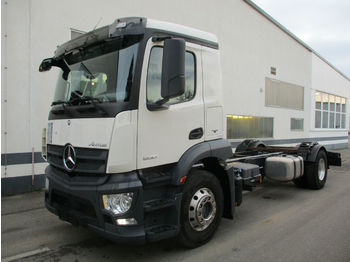 Cab chassis truck Mercedes-Benz Antos 1830L ALufelgen Xenon Fahrgestell: picture 1