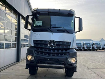 New Cab chassis truck Mercedes-Benz Arocs 4040 A 6x6 Chassis Cabin (5 units): picture 2