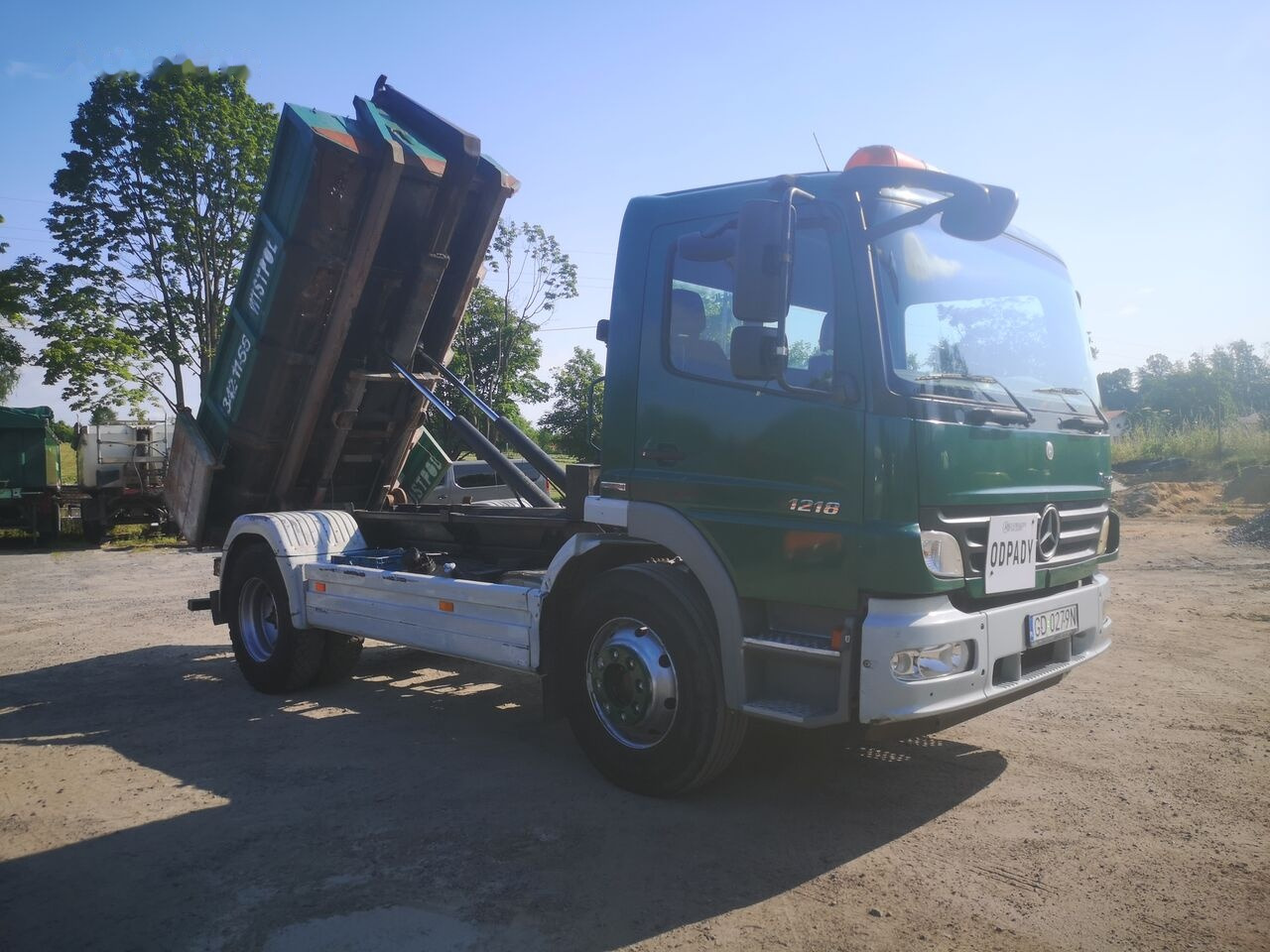 Hook lift truck Mercedes-Benz Atego 1218: picture 21