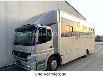 Livestock truck Mercedes-Benz Atego 1223 Schlafkabine/ 4 Pferde/neuer TÜV: picture 1