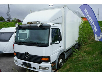 Box truck Mercedes-Benz Atego 4x2 Box truck with lift.: picture 1