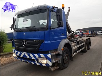 Container transporter/ Swap body truck Mercedes-Benz Axor: picture 1