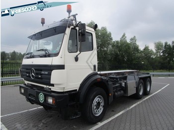 Cab chassis truck Mercedes-Benz SK2538 6x2: picture 1