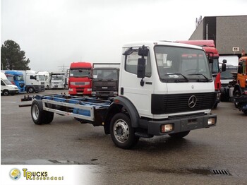 Cab chassis truck Mercedes-Benz SK 1722 + Manual: picture 1