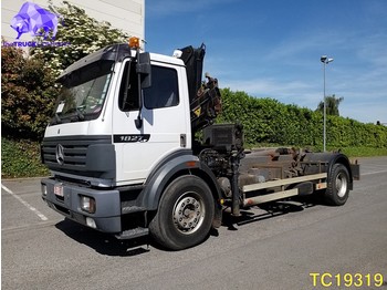 Container transporter/ Swap body truck Mercedes-Benz SK 1827 Euro 2: picture 1