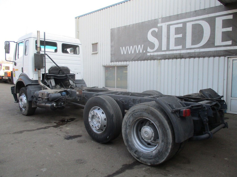 Cab chassis truck Mercedes-Benz SK 2524 , V6 Turbo , Automatic , 6x2: picture 5