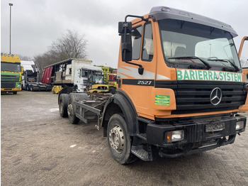 Cab chassis truck MERCEDES-BENZ SK 2527