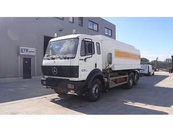 Tank truck Mercedes-Benz SK 2534 (GRAND PONT / V6 MOTEUR / 20.000 L / 3 COMPARTIMENTS): picture 1