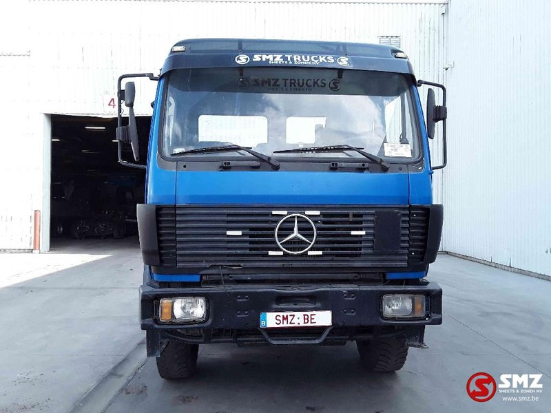 Cab chassis truck Mercedes-Benz SK 3535: picture 3