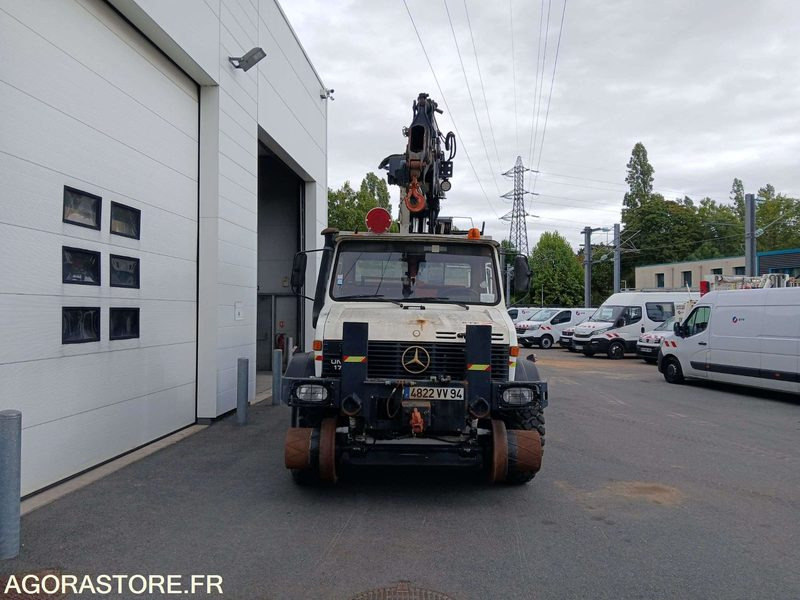 Truck Mercedes-Benz Unimog Rail/Route benne grue - 1989/ 66131KM
