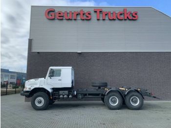 Cab chassis truck Mercedes-Benz ZETROS 2743 A 6X6: picture 1