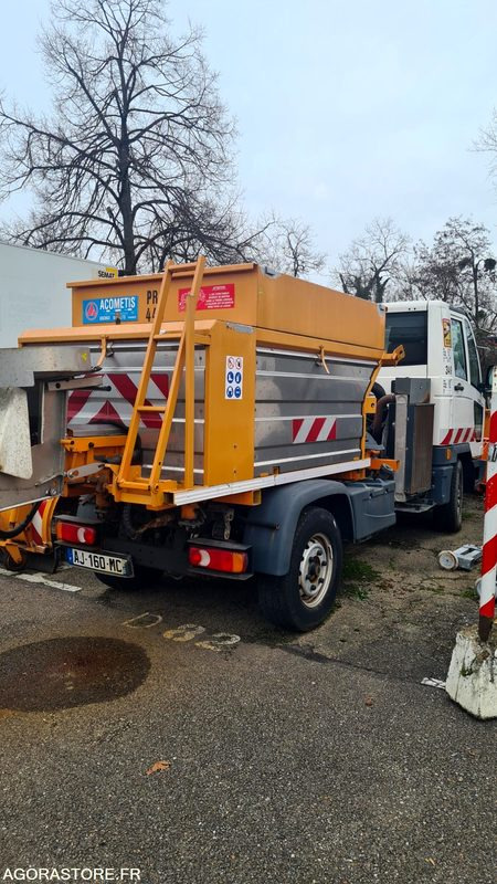 Truck Multicar - Fumo 4x4  EQUIPE VH - 2009 - AJ160MC- PRO449-PRO249