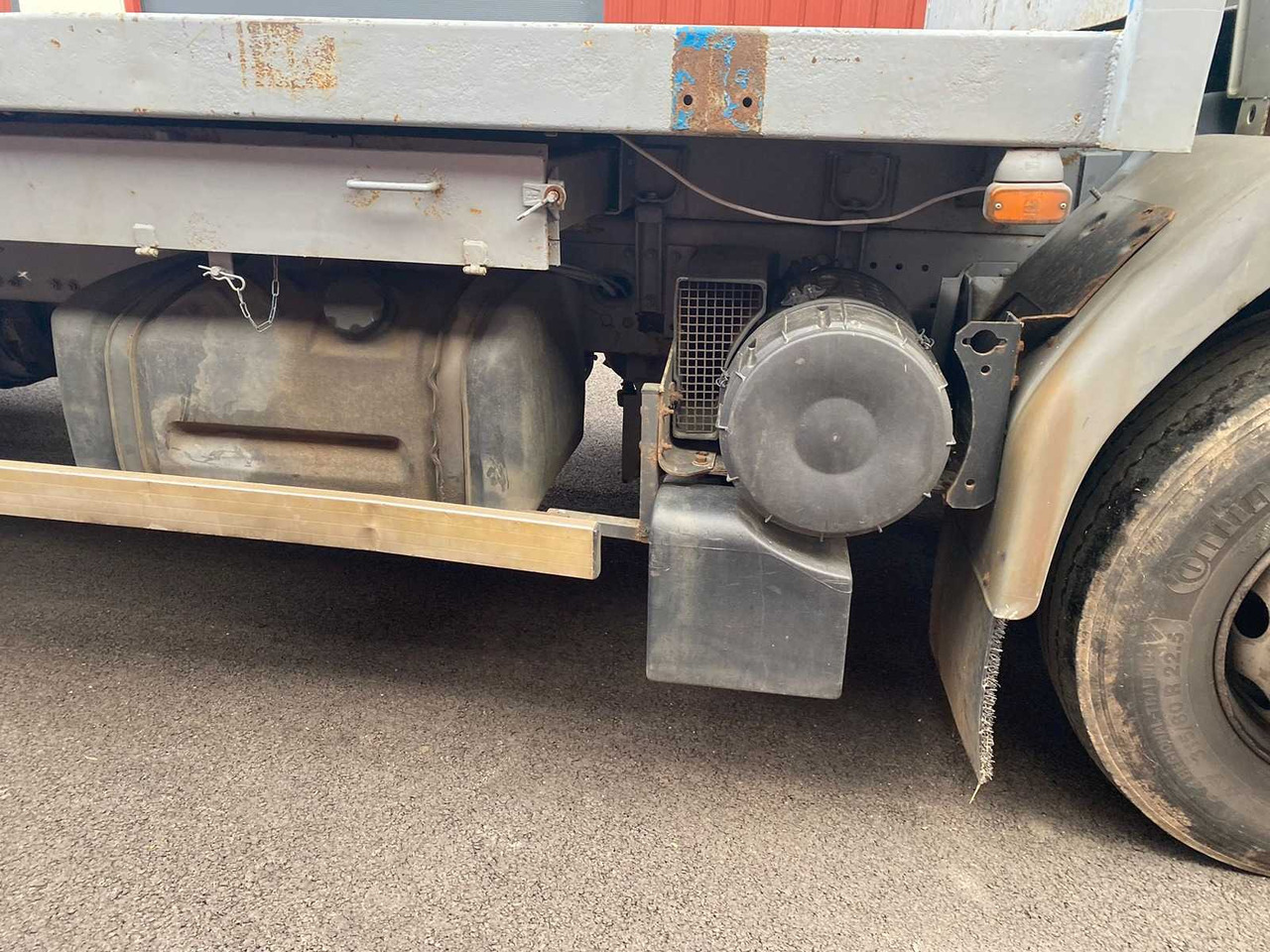 Truck RENAULT 220 CDI FLATBED TRUCK